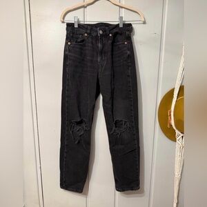 American Eagle Outfitters Black Mom Jean